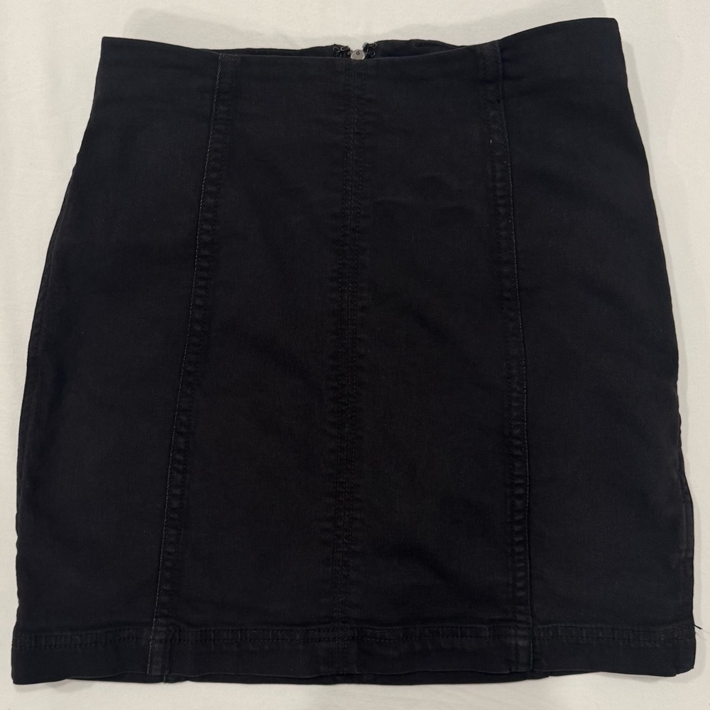 Free People Black Stretch Denim Mini Skirt - Size 2